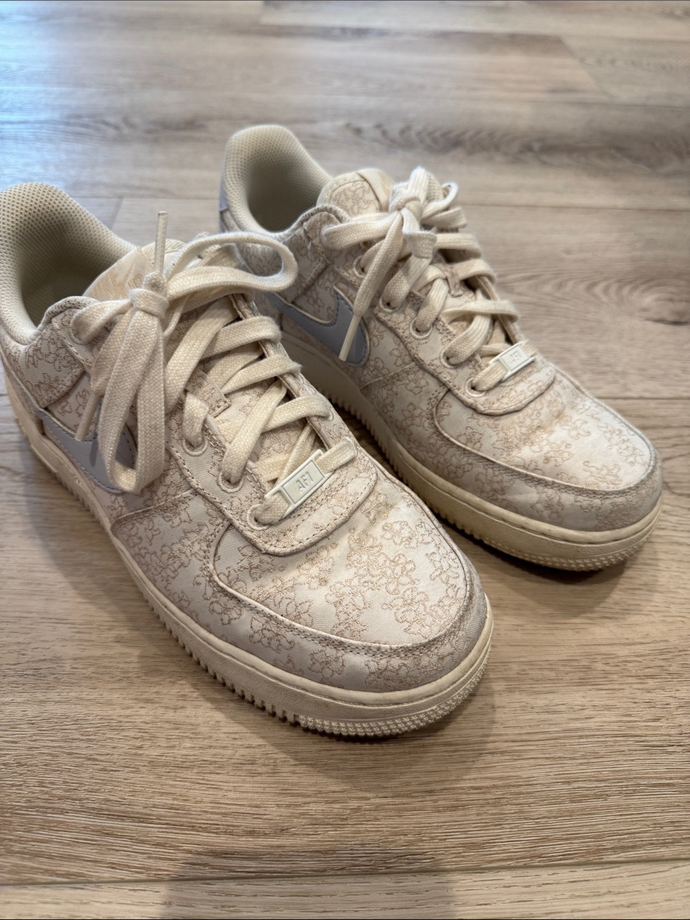 Nike Cream Floral Low-Top Sneakers with Silver Swoosh